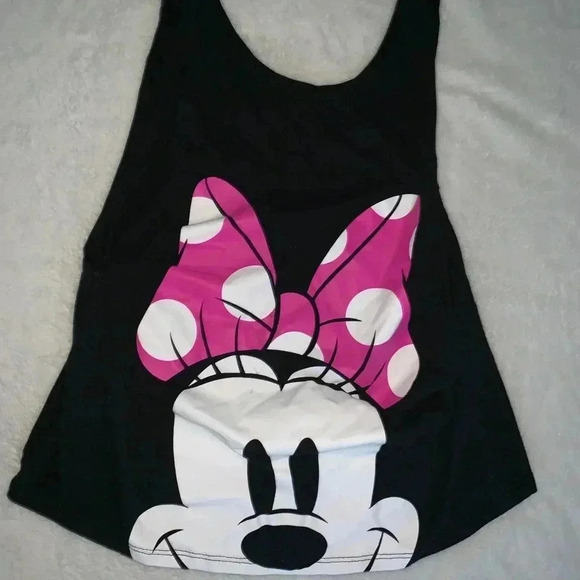 🌟Minnie Mouse T-shirt 🌟 - Picture 1 of 3
